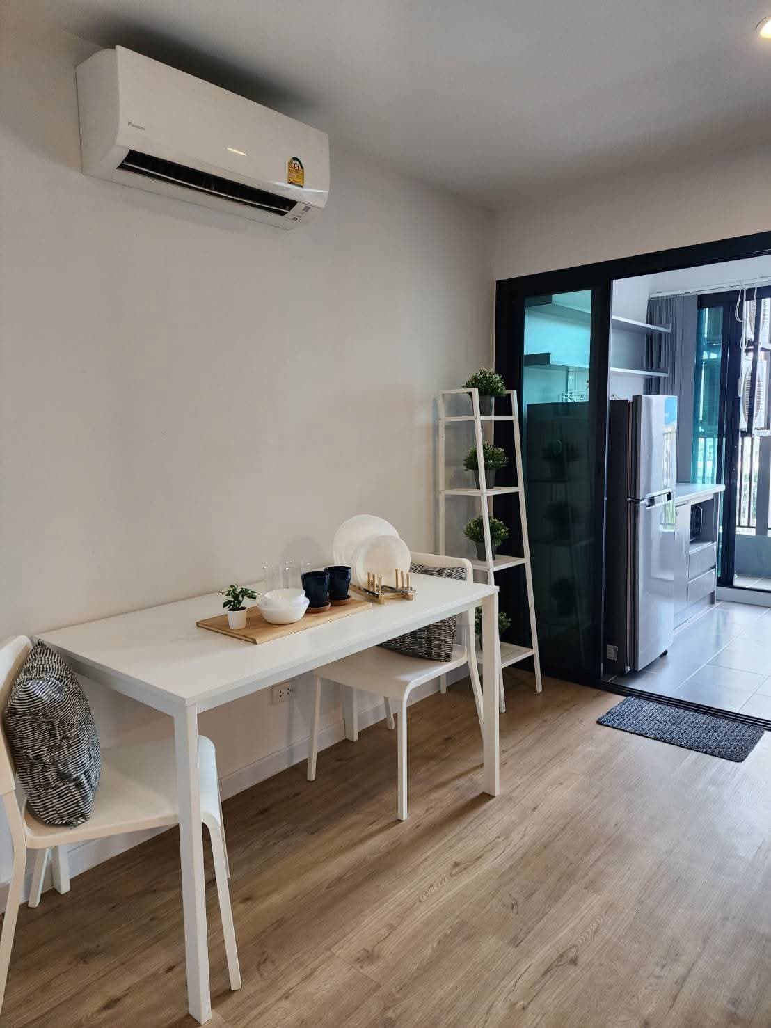 ขายถูกมาก!! คอนโด Attitude BU Condo ห้องสวย เฟอร์ครบ ติดถนนพหลโยธิน ตรงข้าม ม.กรุงเทพ ใกล้ฟิวเจอร์พาร์ค 3