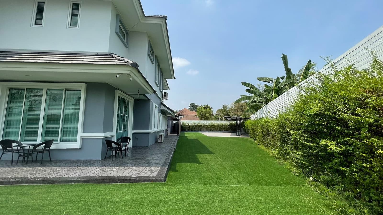 ปล่อยเช่าบ้านหรู ขนาด 1 ไร่ พร้อมสระว่ายน้ำ เฟอร์ครบ ทำเลทอง ออเงิน-รามอินทรา ใกล้ห้าง รถไฟฟ้า ทางด่วนฯ 5