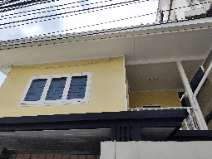 Old house for sale need to rebuild for residence business zone near MRT HUAIKHWANG 4