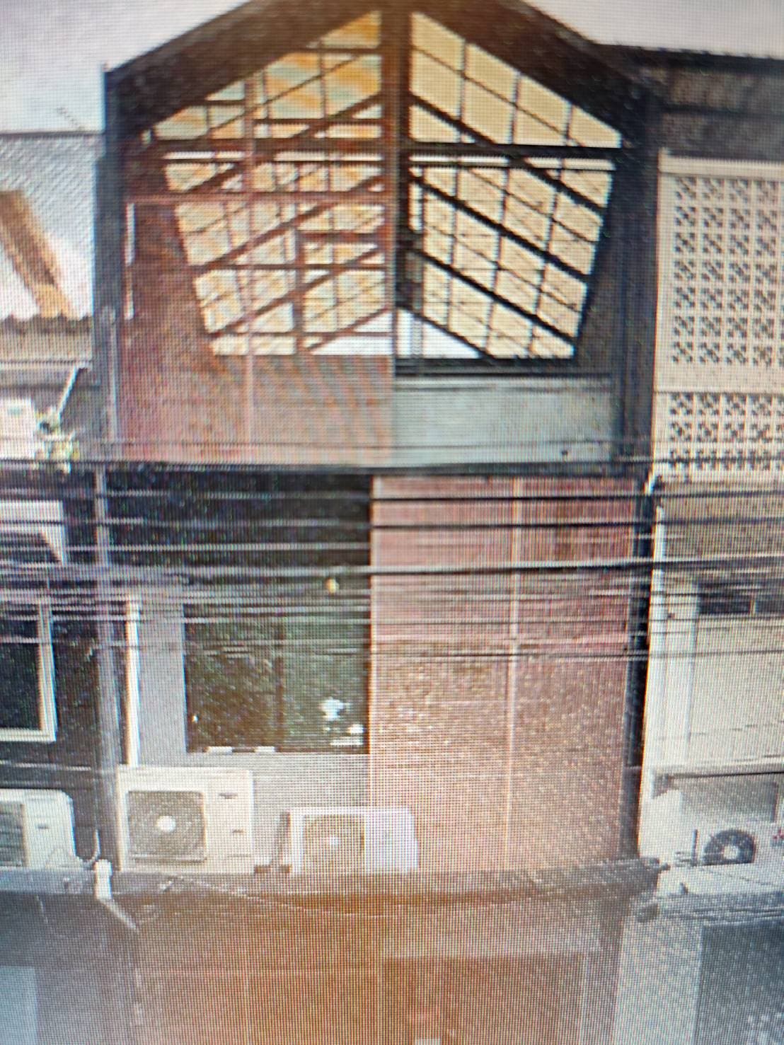 3-storey house with roof terrace, no parking, Soi Saint Louis, BTS Trok Chan, Bangkok
