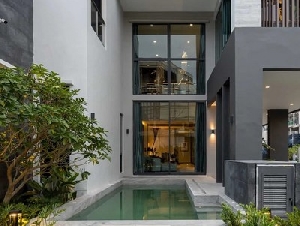 Luxury House For Sale บ้านหรู 3 ชั้น The Gentry Phatthanakan 2 (เดอะ เจนทริ พัฒนาการ 2) พัฒนาการ 32 แขวงสวนหลวง เขตสวนหลวง กรุงเทพมหานคร 